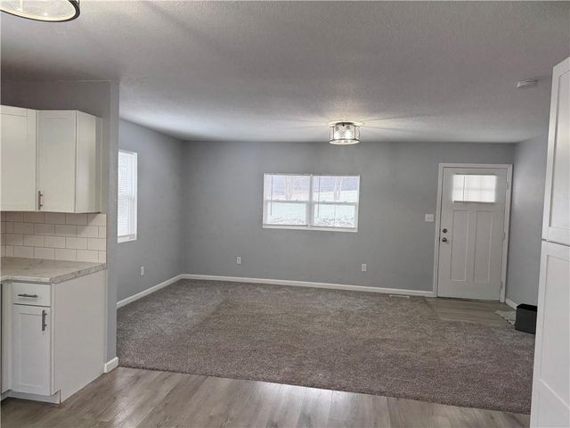 503 E Corrine Street, Gallatin, MO 64640