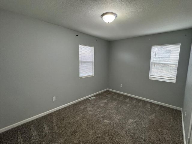 503 E Corrine Street, Gallatin, MO 64640