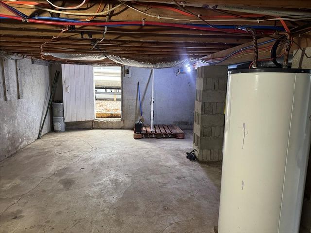 503 E Corrine Street, Gallatin, MO 64640