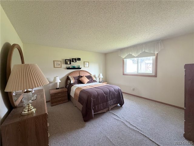 54 Bory Drive, Cheektowaga, NY 14043