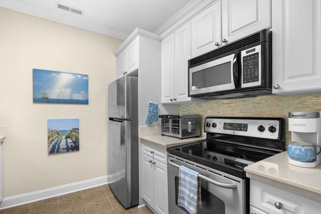 703 Shearwater Ct Unit 304, Murrells Inlet, SC 29576