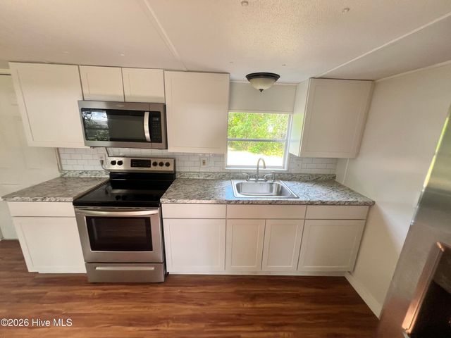 1681 Tuna Drive SW, Shallotte, NC 28470