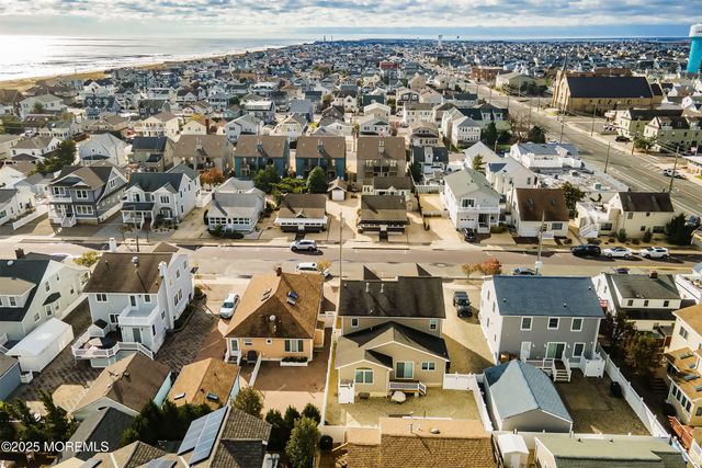 21 Magee Avenue, Lavallette, NJ 08735