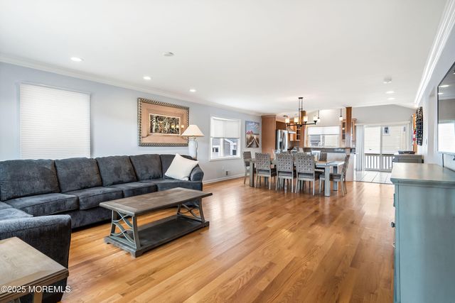 21 Magee Avenue, Lavallette, NJ 08735