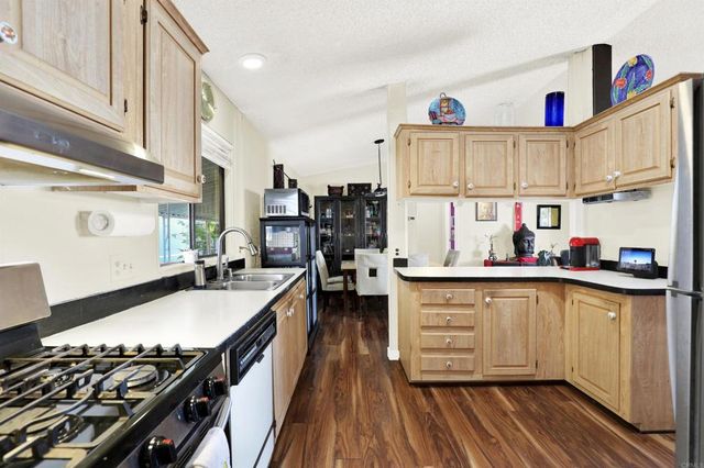 2750 Wheatstone Street 203, San Diego, CA 92111