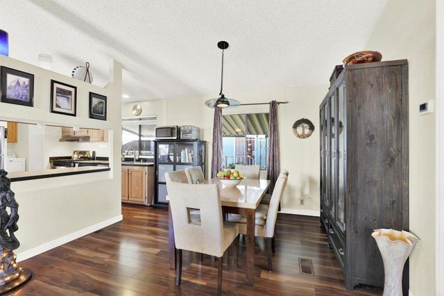 2750 Wheatstone Street 203, San Diego, CA 92111