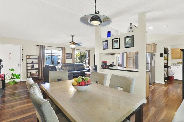 2750 Wheatstone Street 203, San Diego, CA 92111