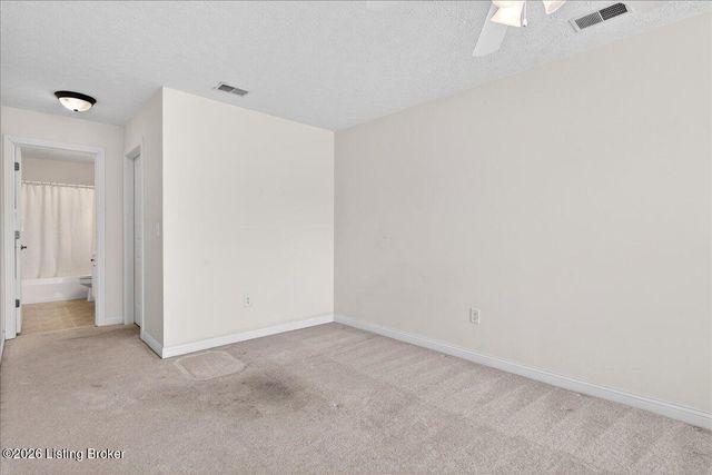 3925 Hillcross Dr, Louisville, KY 40229