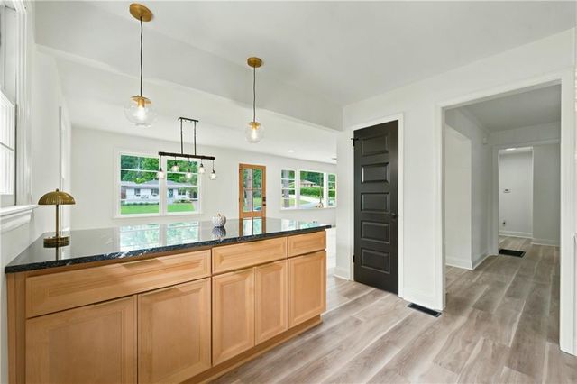2749 Eastfield Road SE, Smyrna, GA 30080