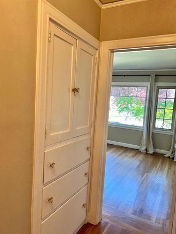 1228 W Walnut St, Stockton, CA 95203