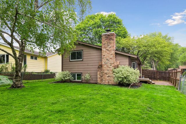 8450 Hiawatha Avenue, Eden Prairie, MN 55347