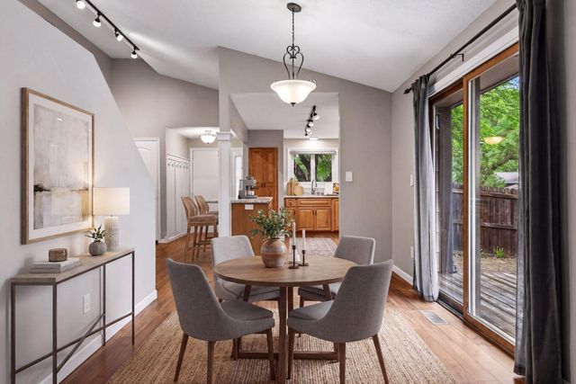 8450 Hiawatha Avenue, Eden Prairie, MN 55347