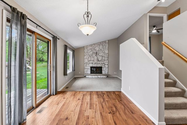 8450 Hiawatha Avenue, Eden Prairie, MN 55347