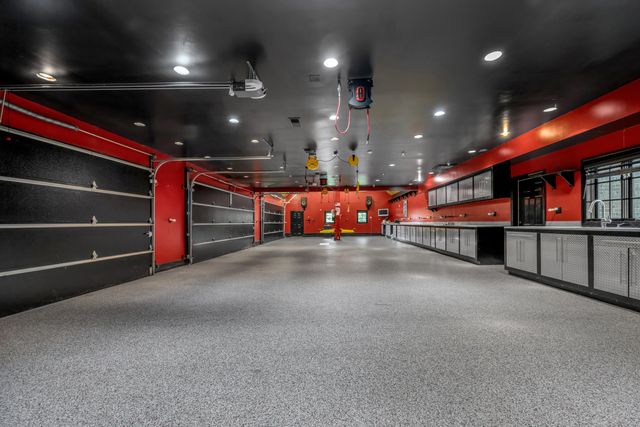 601 Delong Road, Lexington, KY 40515