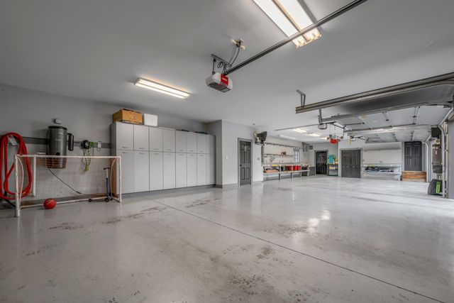 601 Delong Road, Lexington, KY 40515