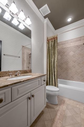 601 Delong Road, Lexington, KY 40515
