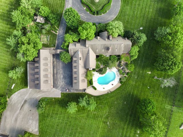 601 Delong Road, Lexington, KY 40515