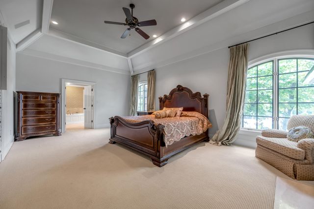 601 Delong Road, Lexington, KY 40515
