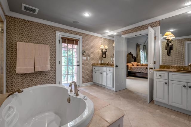 601 Delong Road, Lexington, KY 40515