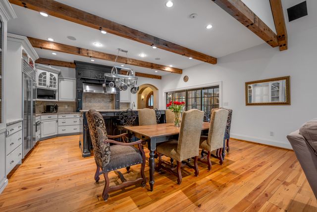 601 Delong Road, Lexington, KY 40515