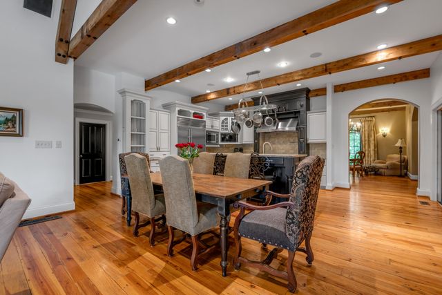 601 Delong Road, Lexington, KY 40515