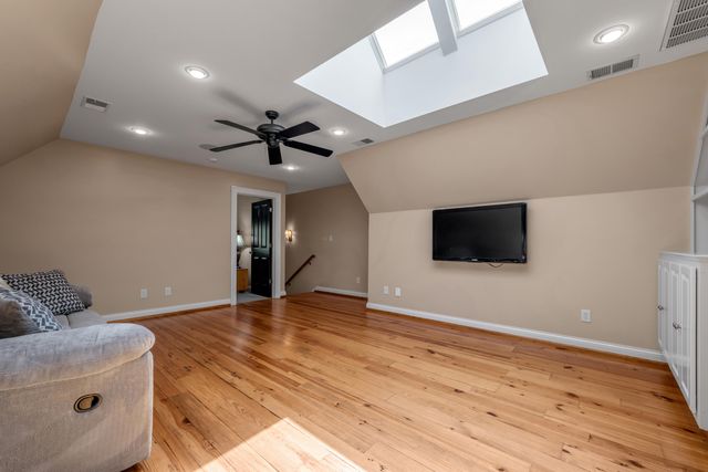 601 Delong Road, Lexington, KY 40515