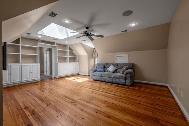 601 Delong Road, Lexington, KY 40515