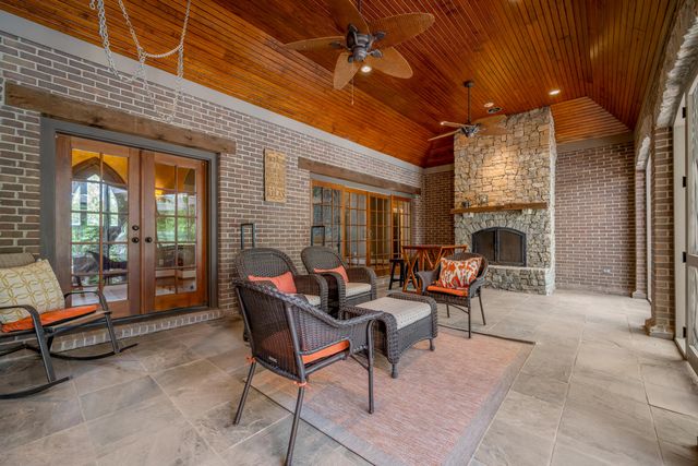 601 Delong Road, Lexington, KY 40515