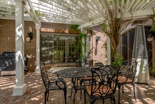 601 Delong Road, Lexington, KY 40515