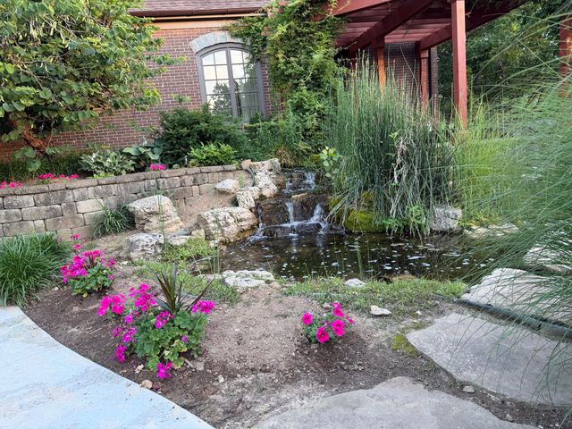 601 Delong Road, Lexington, KY 40515