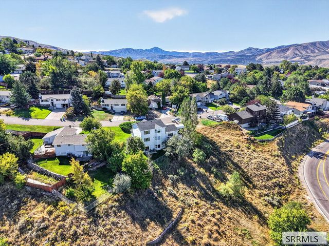 2666 Castle Peak Way, Pocatello, ID 83201