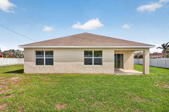 393 SW Tarra Avenue, Port St. Lucie, Port St Lucie, FL 34953