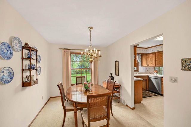 1128 Downing DRIVE, Waukesha, WI 53186