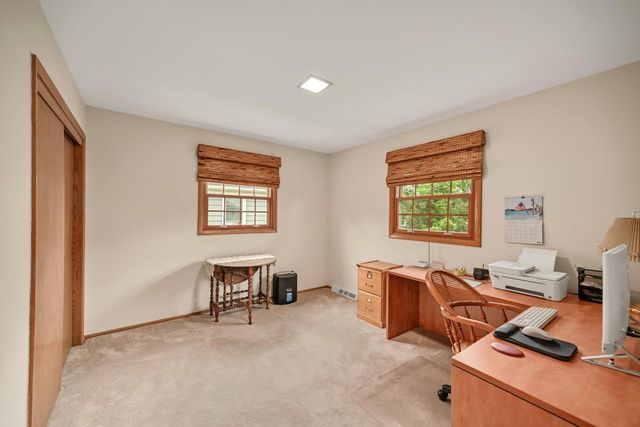 1128 Downing DRIVE, Waukesha, WI 53186