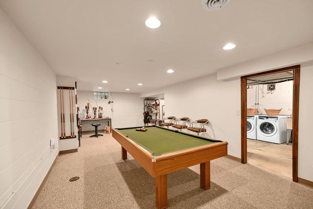 1128 Downing DRIVE, Waukesha, WI 53186