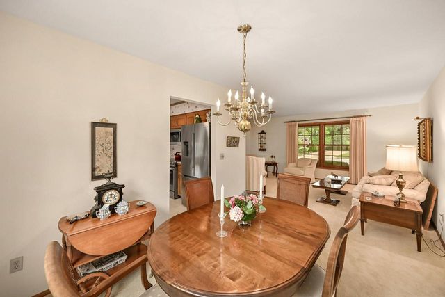 1128 Downing DRIVE, Waukesha, WI 53186