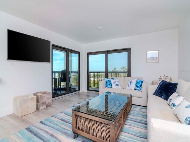 3200 GULF BOULEVARD 103, St Pete Beach, FL 33706