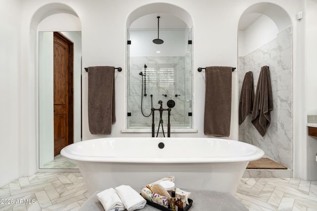 19901 N 97th Street, Scottsdale, AZ 85255