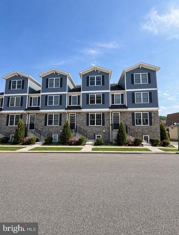 903A SPRING MILL AVE, Conshohocken, PA 19428