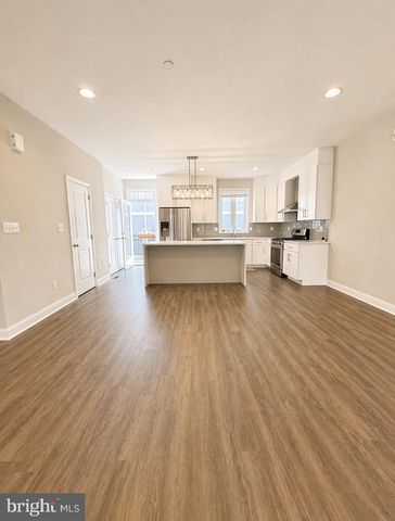 903A SPRING MILL AVE, Conshohocken, PA 19428