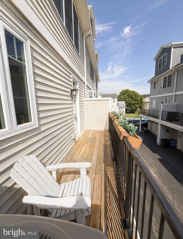 903A SPRING MILL AVE, Conshohocken, PA 19428