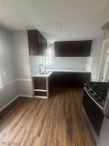 3830 Berkeley Road, Cleveland Heights, OH 44118