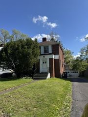 3830 Berkeley Road, Cleveland Heights, OH 44118
