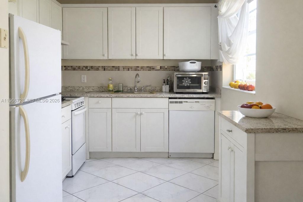 354 Mansfield I 354, Boca Raton, FL 33434