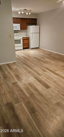 6148 E GREENWAY Street 4, Mesa, AZ 85205