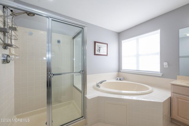 2890 Lenox Street, Toms River, NJ 08755