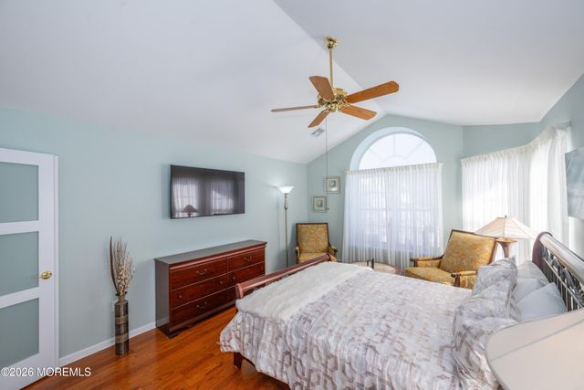 2890 Lenox Street, Toms River, NJ 08755