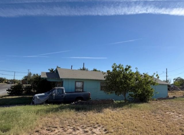 606 State, Big Spring, TX 79720