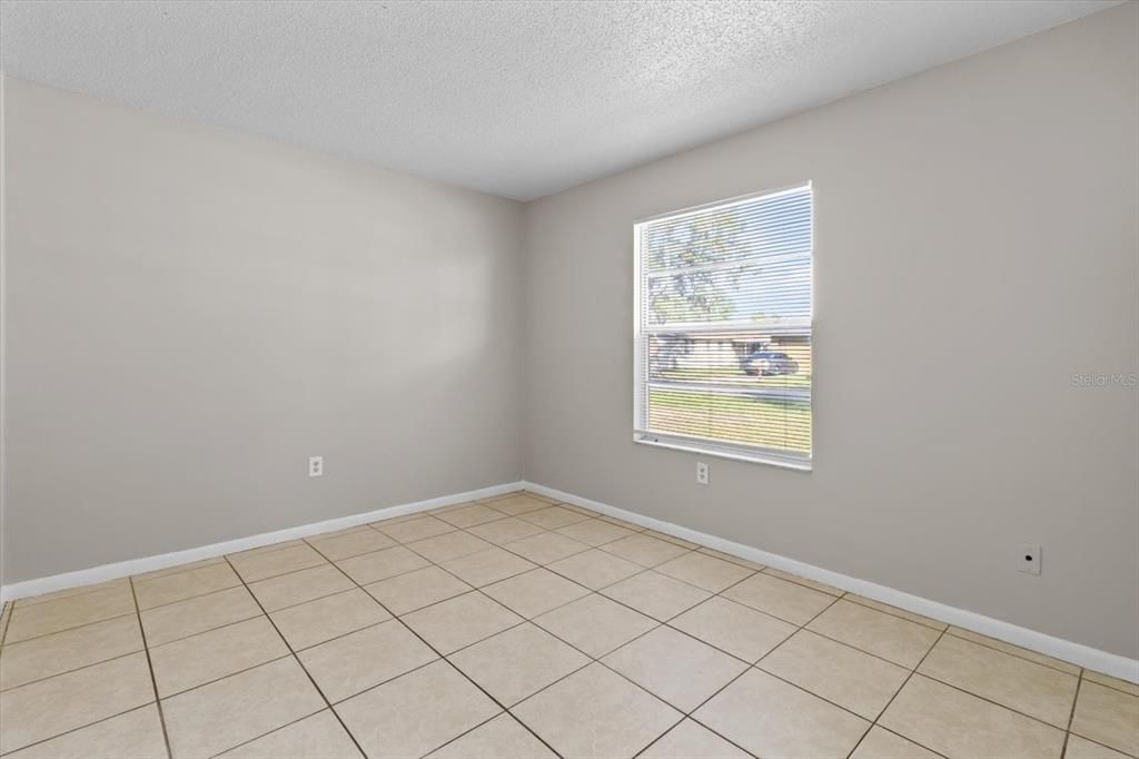Image 12 of property listing at 8941 SE 88TH LANE, Ocala, FL 34472