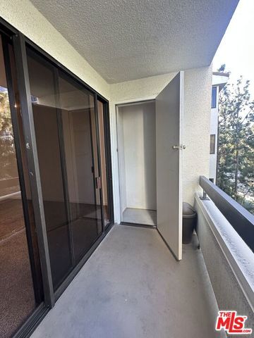 2122 Century Park Lane 312, Los Angeles, CA 90067